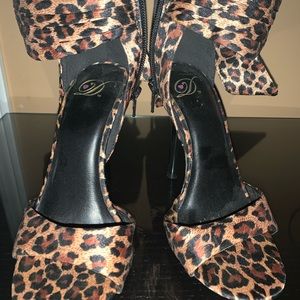 Gorgeous animal print heels